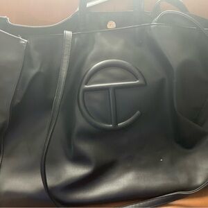 Telfar Tote (Large)!!!! Good condition, no ink marks or stains.